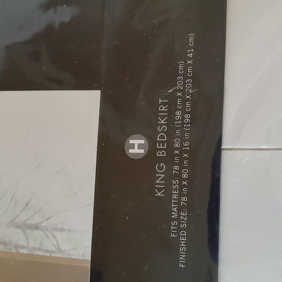 Hotel Collection Woven Texture King Bedskirt White - Picture 3 of 8